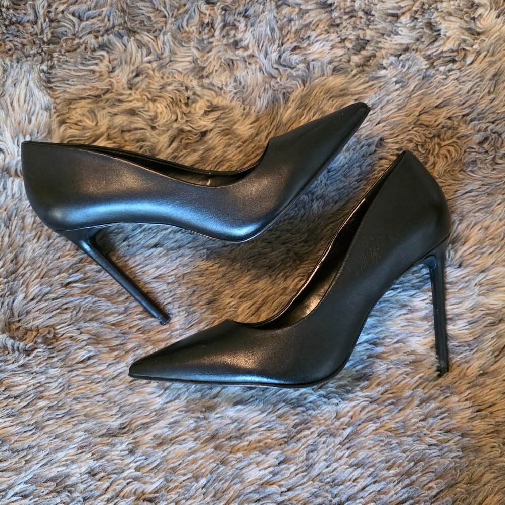 Steve Madden classic black leather stiletto pumps 7 1/2